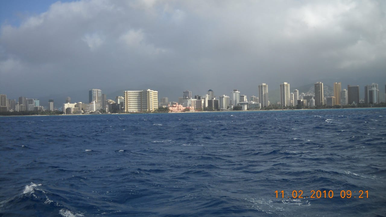 Вайкики со стороны океана Hotel Aqua Palms at Waikiki