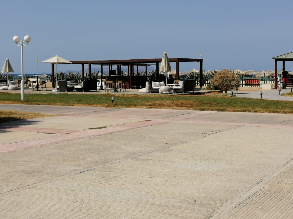 Gastro Bella Beach Hotel