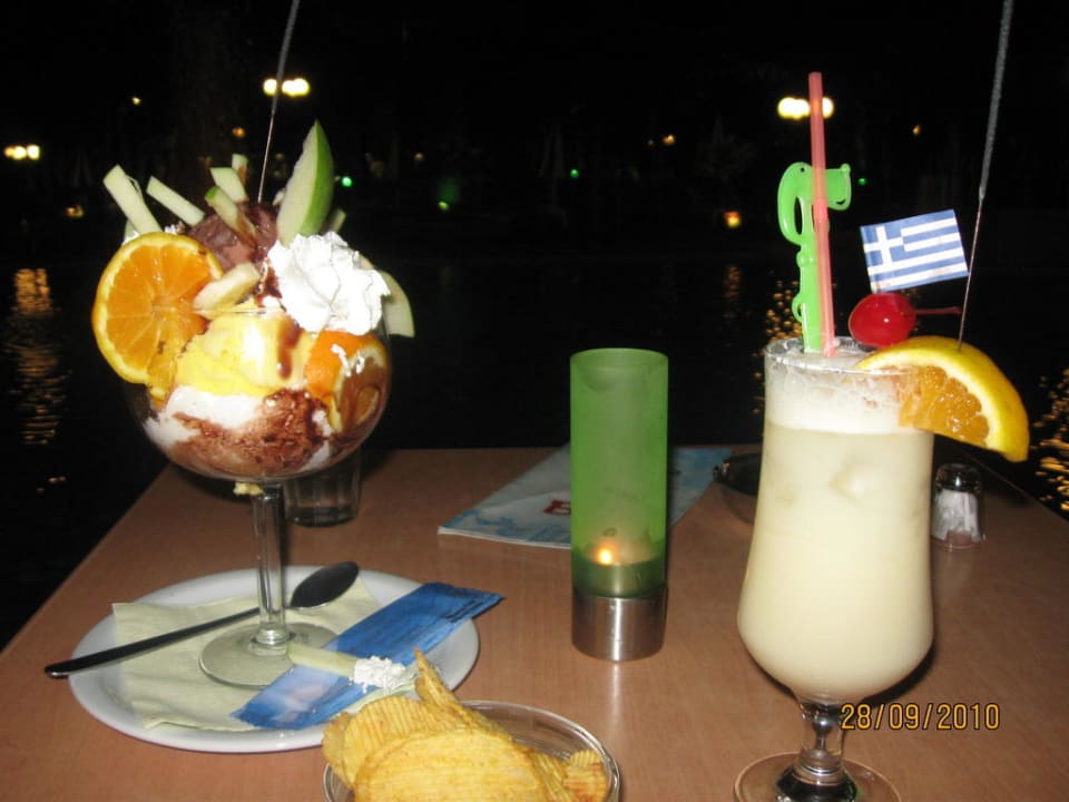 Überrasung besonderes Eis Hotel Corissia Princess