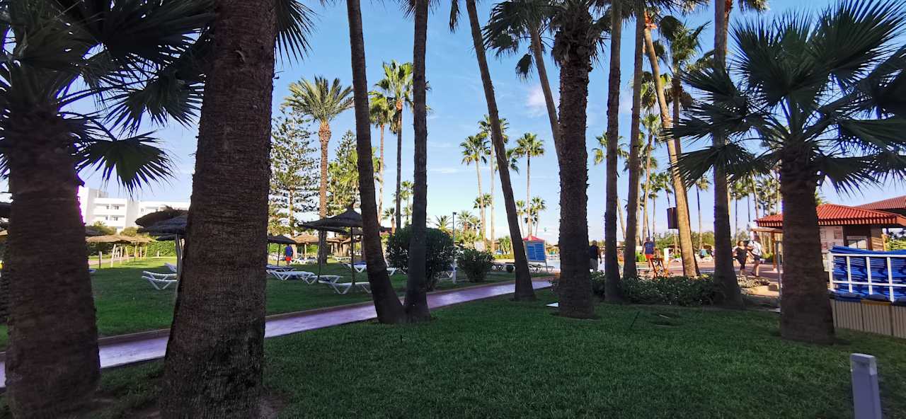 Gartenanlage Sahara Beach Aquapark & Resort