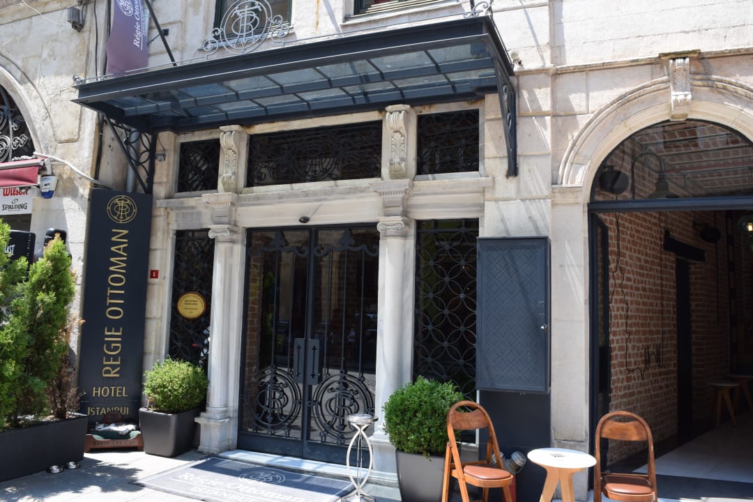 Eingang des Hotels Régie Ottoman Hotel