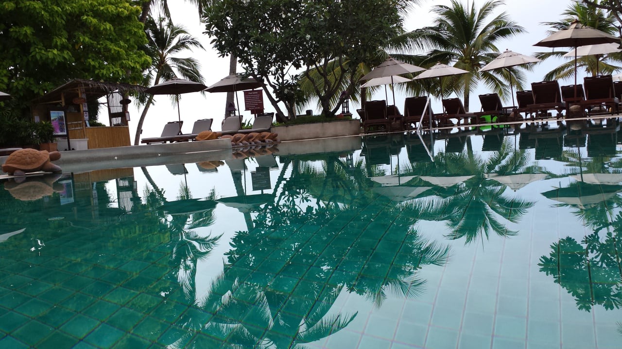Strandpool am Morgen Chaweng Regent Beach Resort