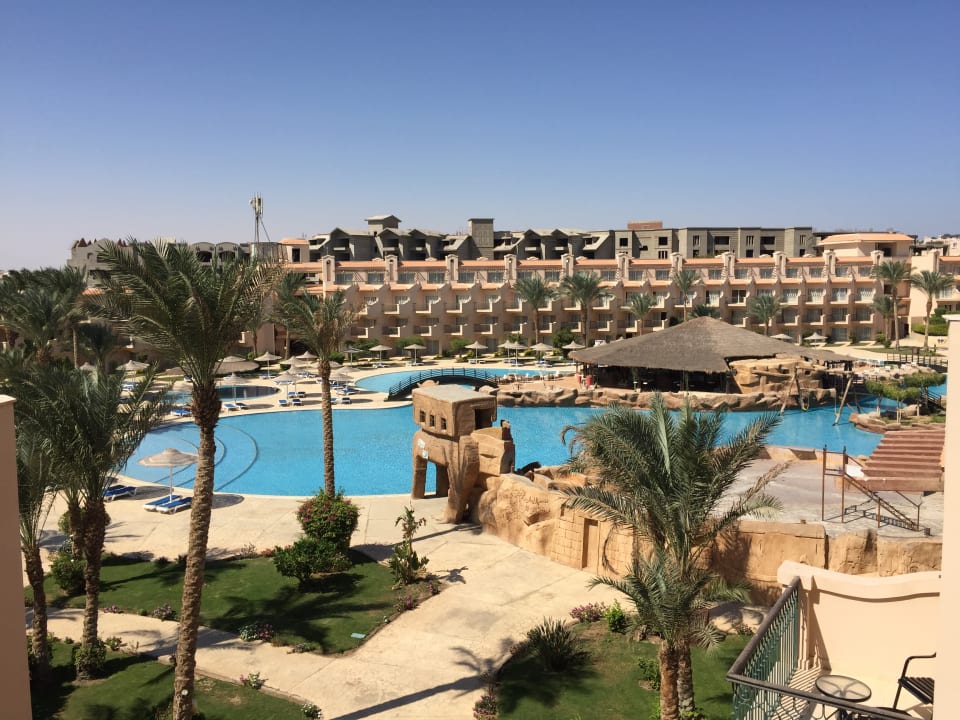 Pool Pyramisa Beach Resort Sahl Hasheesh