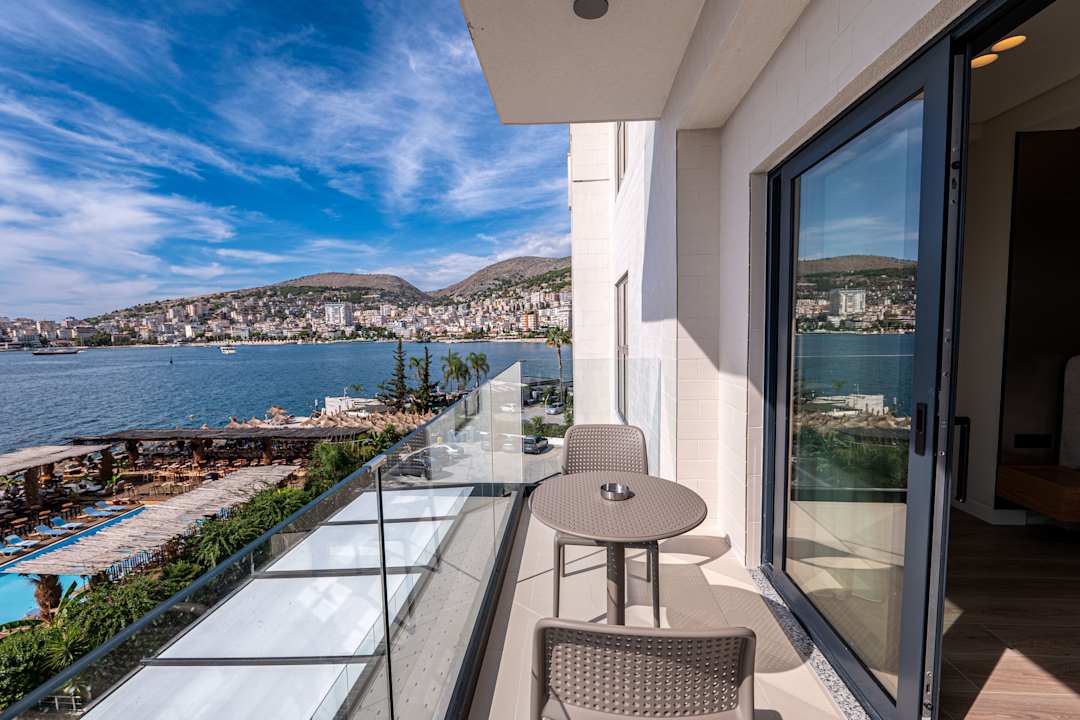 Außenansicht Grand Hotel Saranda