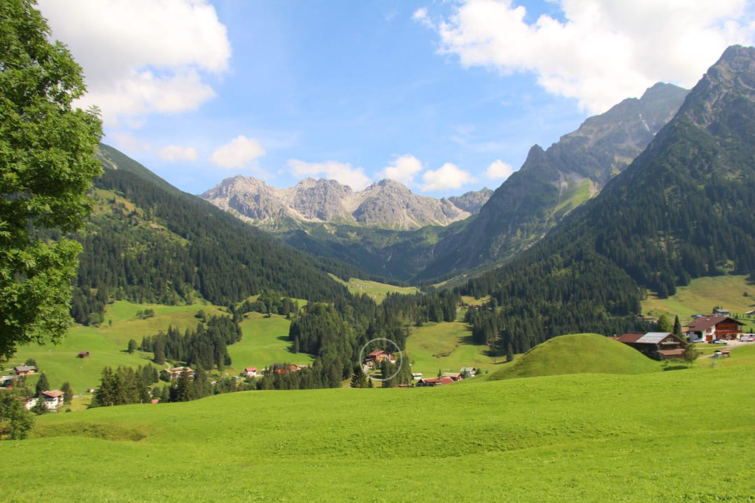 Hotel IFA Breitach in wunderschöner Lage IFA Breitach Apartments - Berghotel Kleinwalsertal