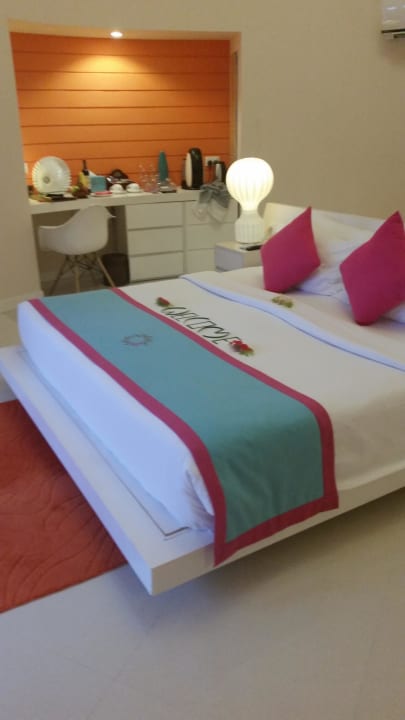 Unser Zuhause für 14 Tage Sun Siyam Vilu Reef