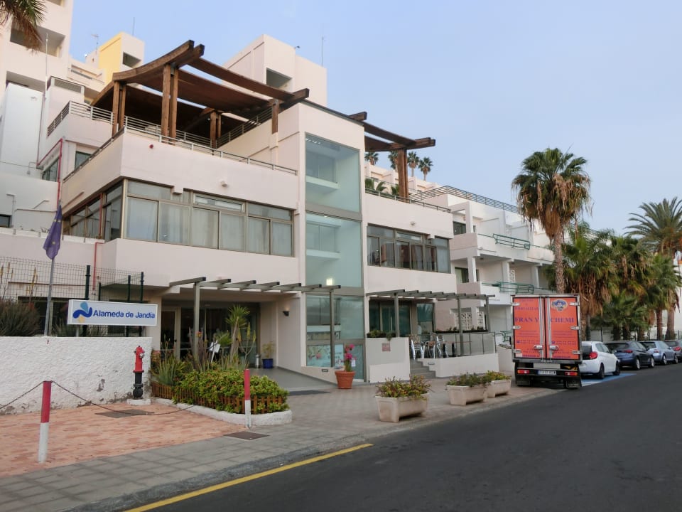 Außenansicht Servatur Alameda de Jandía
