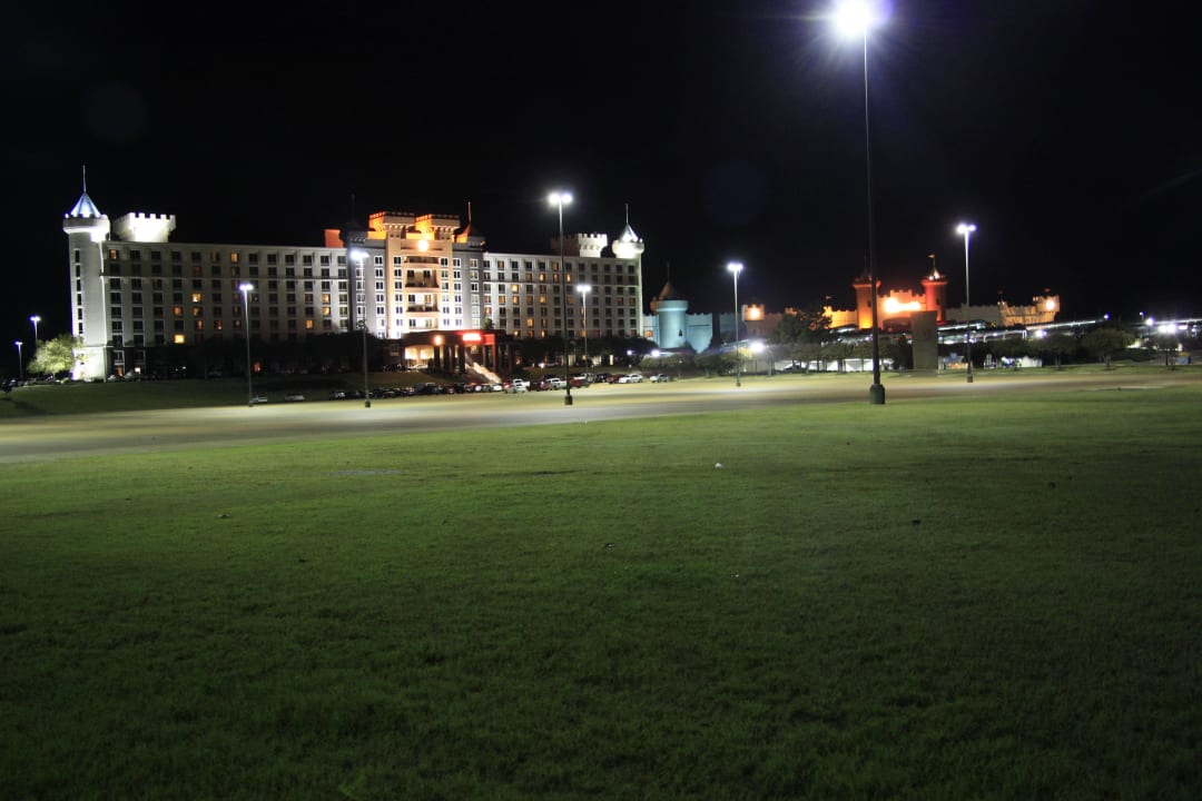 Bei Nacht Fitz Hotel and Casino