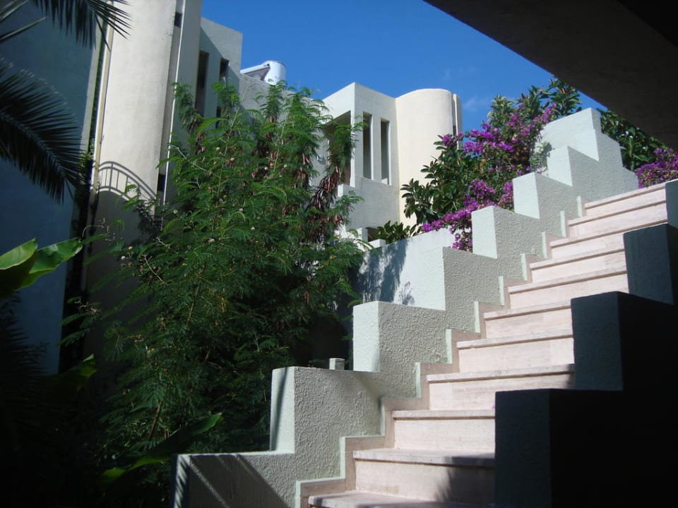 Weg zum Zimmer  VONRESORT Golden Beach