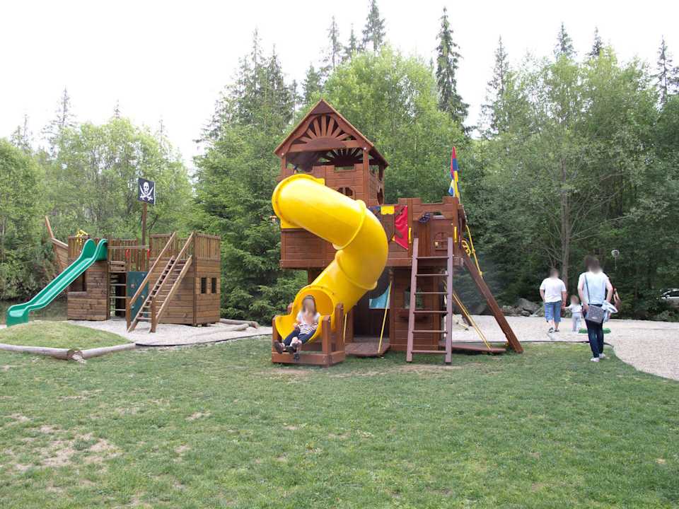 Spielplatz Grandhotel Permon