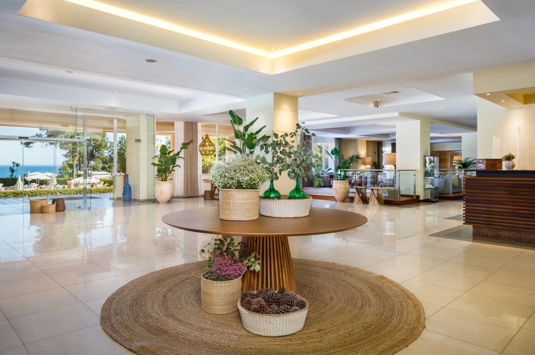 Lobby PortoBay Falésia