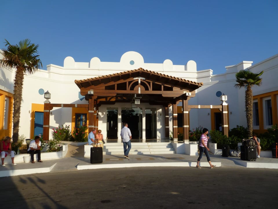 Hoteleingang Lagas Aegean Village