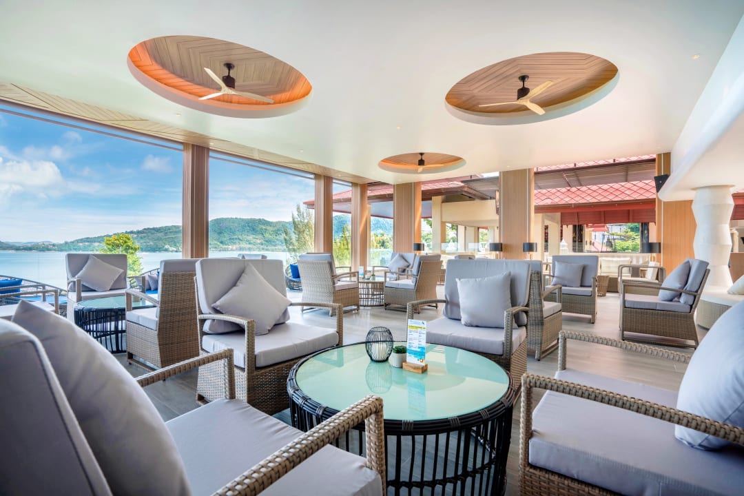 Lobby Namaka Resort Kamala