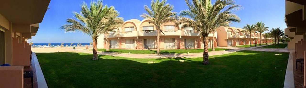 Parter widok z pokoju Three Corners Sea Beach Resort