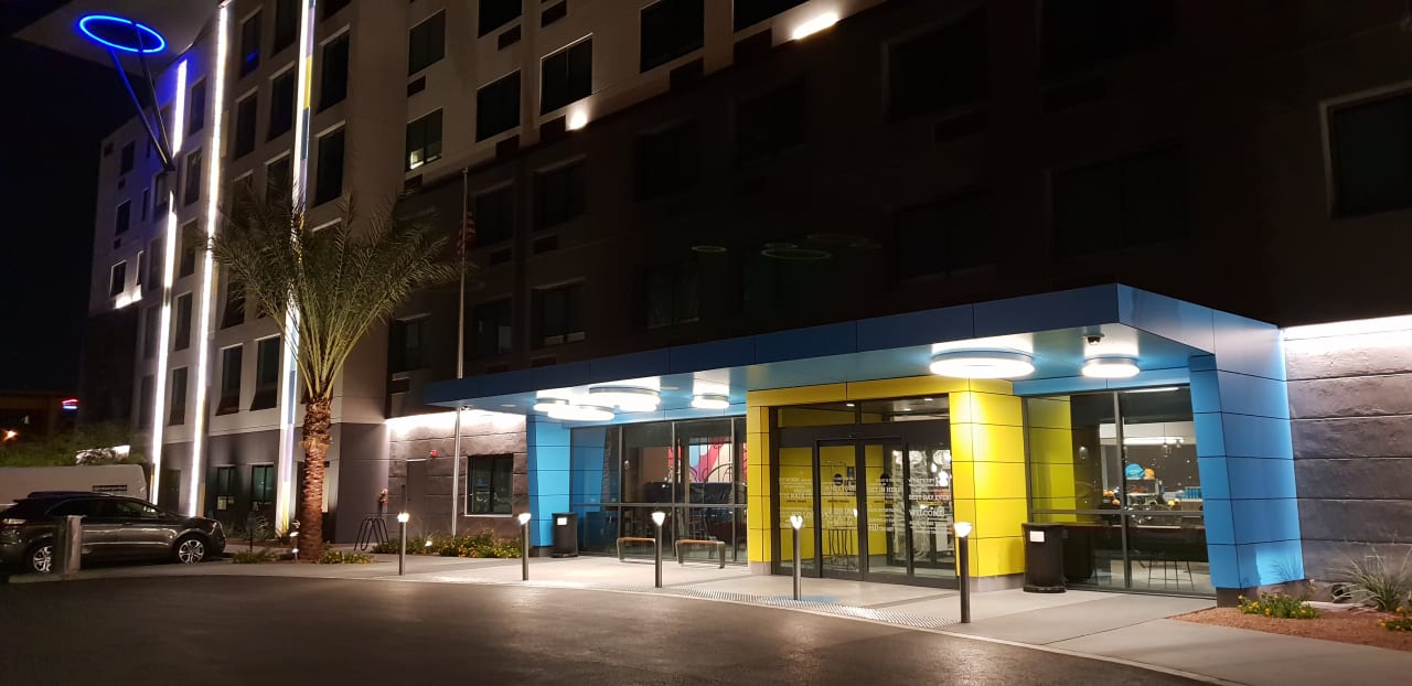 Außenansicht Tru by Hilton Las Vegas Airport