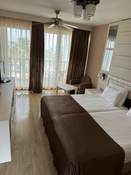 Zimmer Hotel Defne Garden