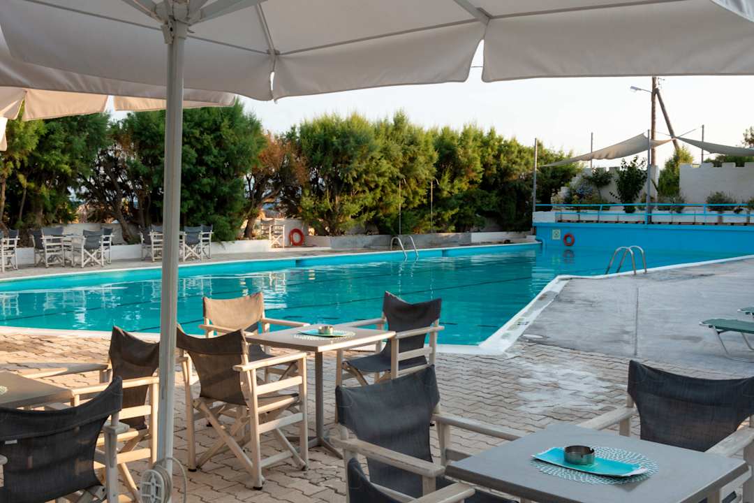 Pool The Grove Seaside Hotel