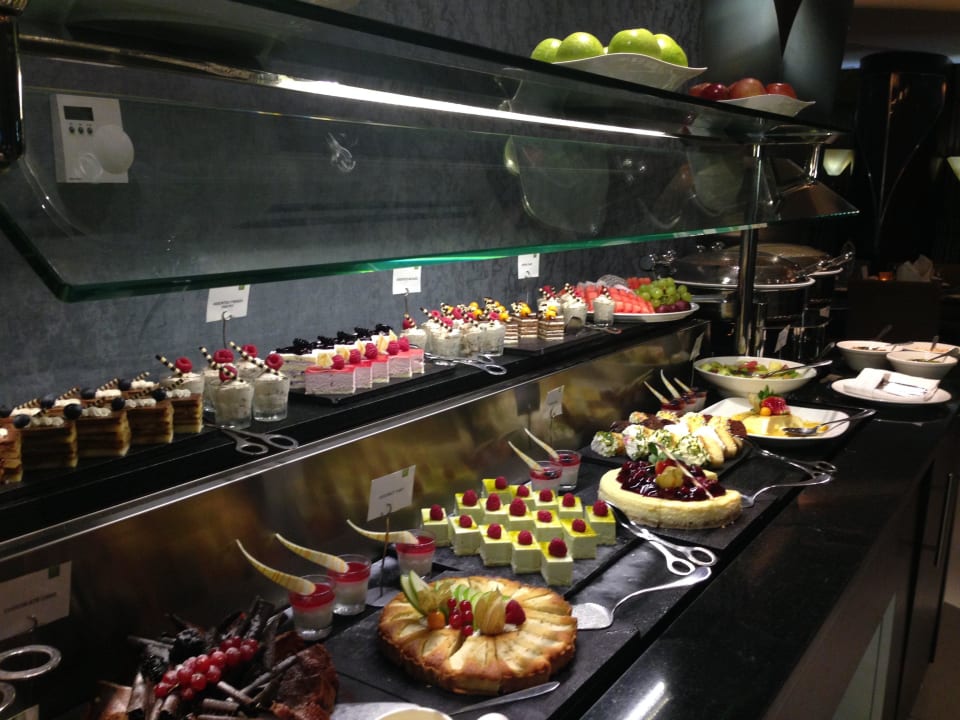 Süße Sunde Rose Rayhaan by Rotana