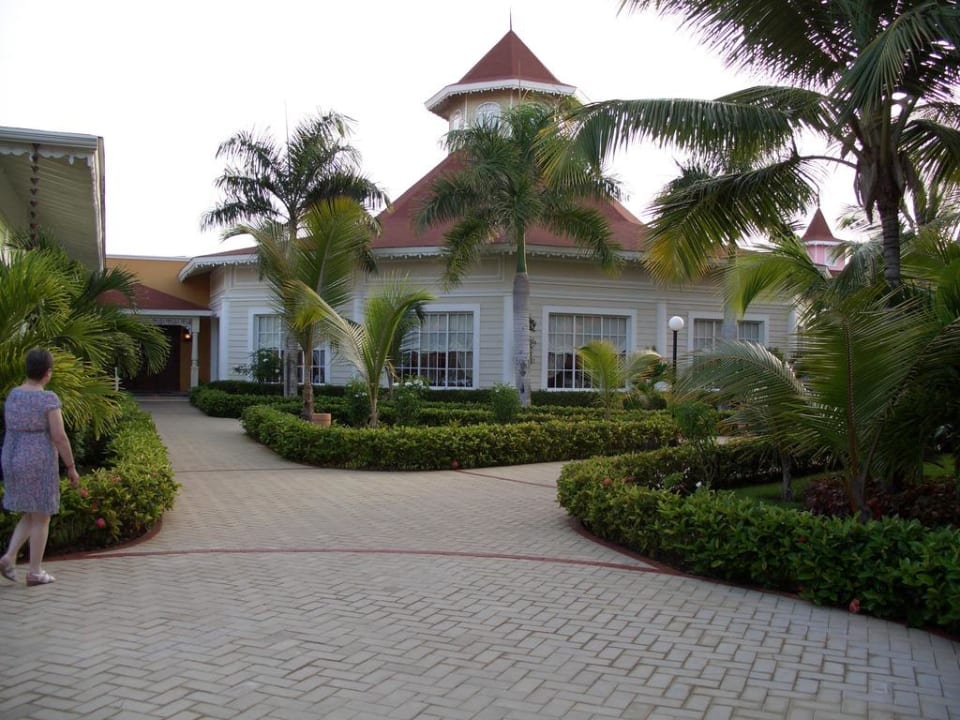 Weg zum "Don Pablo" Bahia Principe Luxury Esmeralda