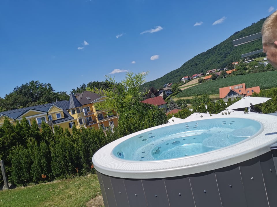 Pool Schlössl Hotel Kindl