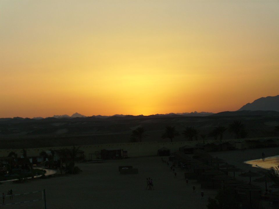Sonnenuntergang Coral Sun Beach