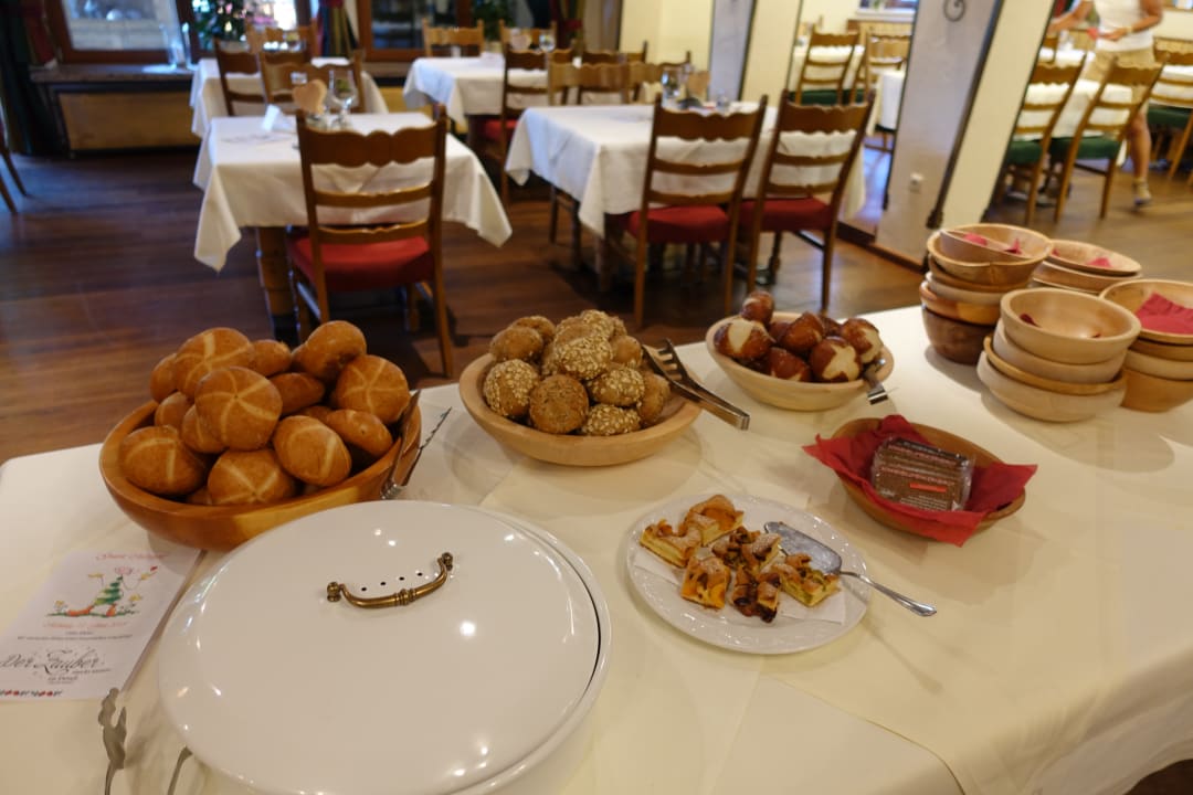Frühstücksbuffet Hotel Krone Tirol