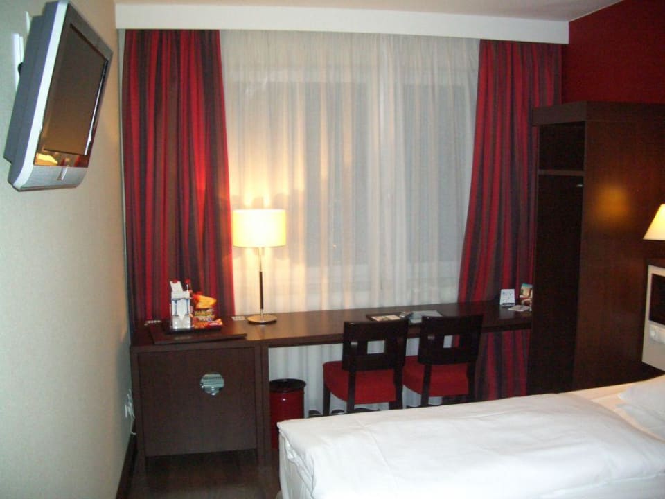 Wohn- / Schlafraum NH Collection München Bavaria