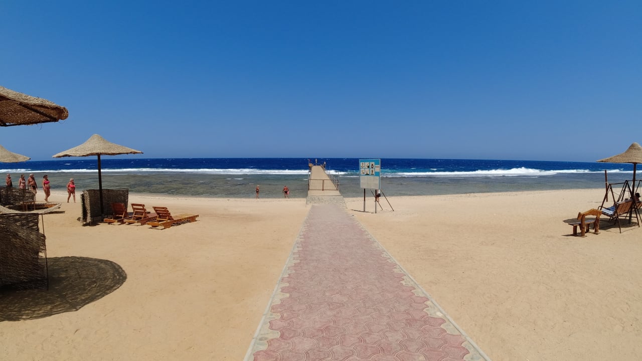 Strand Three Corners Sea Beach Resort