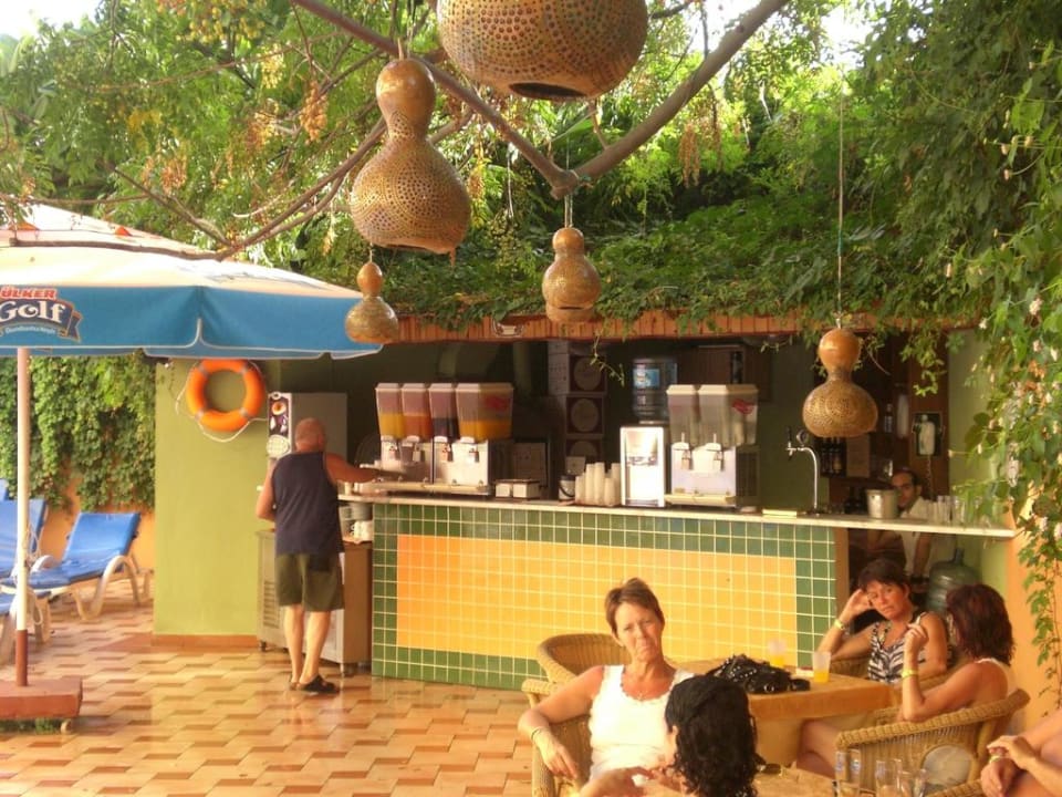 Poolbar Hotel Kleopatra Dreams Beach