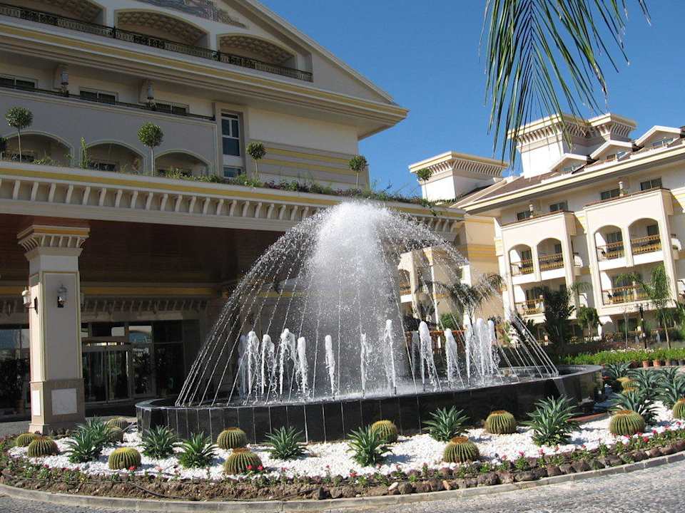 Eingang Diamond Excellence Resort & Spa