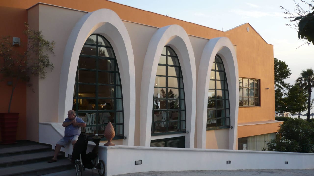  main entrance Ilio Mare Hotel