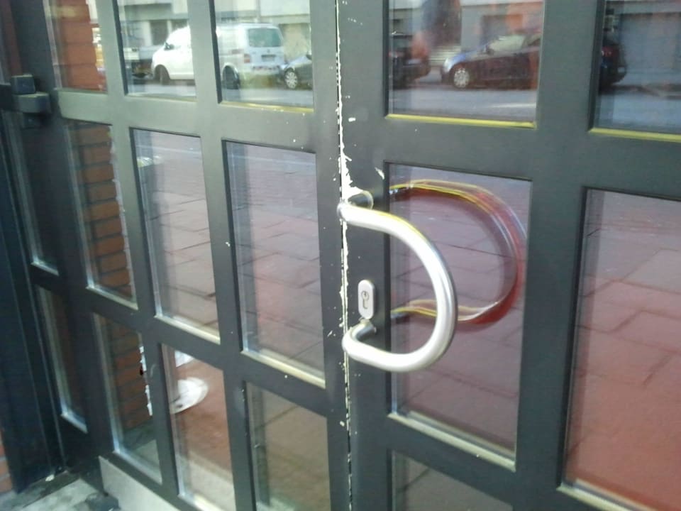 Eingangstür East Hotel