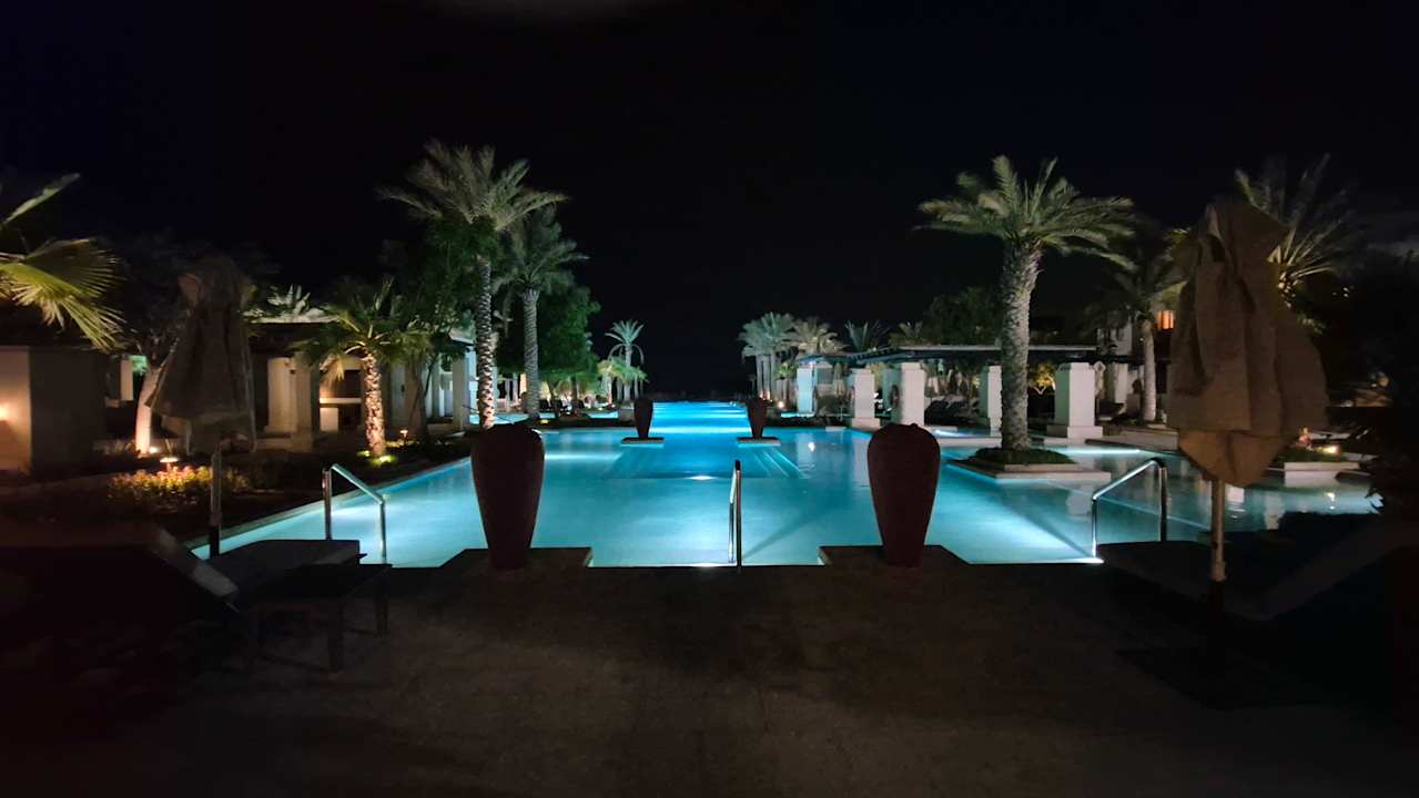 Pool Al Wathba, a Luxury Collection Desert Resort & Spa, Abu Dhabi