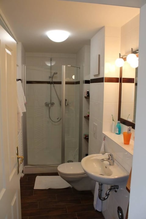 Gutsschloss Rerik - Badezimmer 2 Ferienwohnung Audrey Gutsschloss Rerik