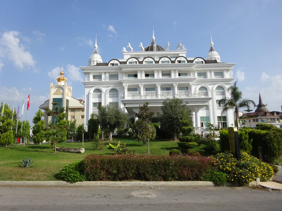 Außenansicht Side Royal Palace Hotel & Spa