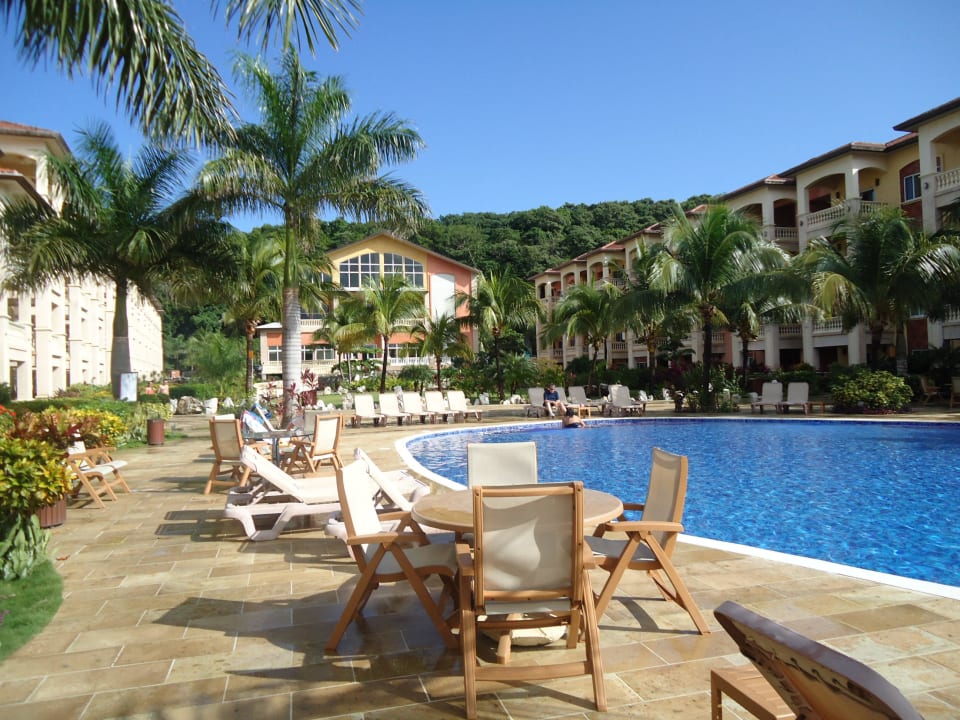 Pool Infinity Bay Spa & Beach Resort