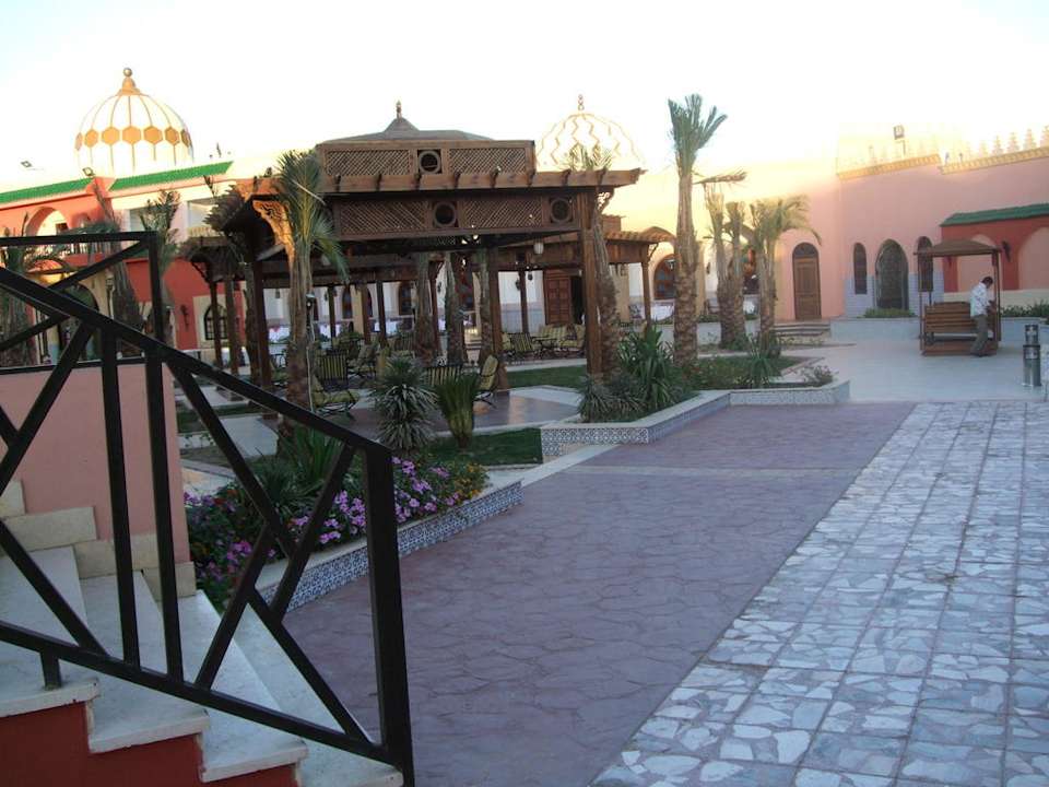 In der Anlage Pickalbatros Alf Leila Wa Leila Resort - Neverland Hurghada