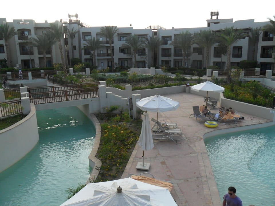 Vista del fume lento e parte delle camere Pickalbatros Sands Hotel - Port Ghalib