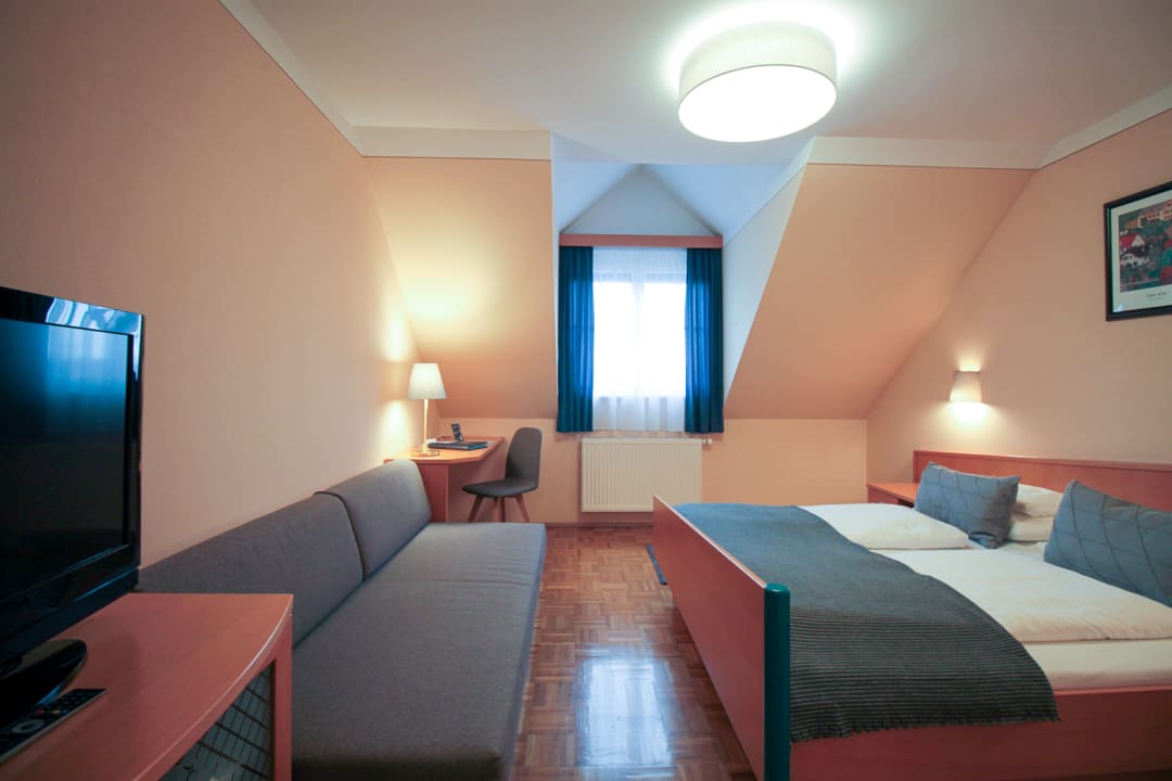 Zimmer Hotel Garni - Thermenoase