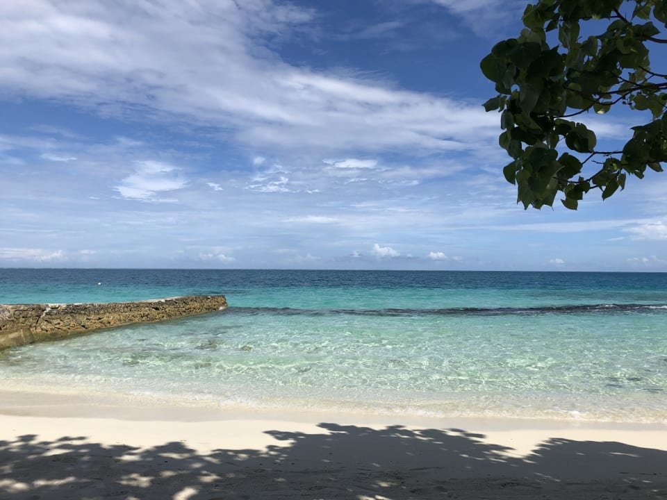 Außenansicht Centara Ras Fushi Resort & Spa Maldives