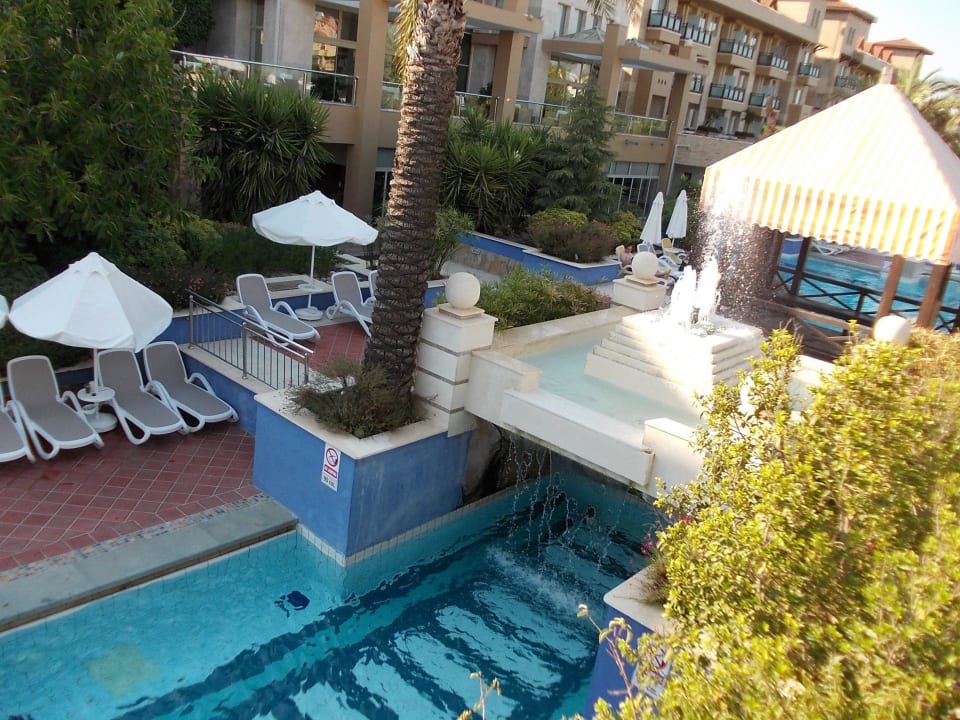 Kinderpool mit Rutschen TUI BLUE Xanthe