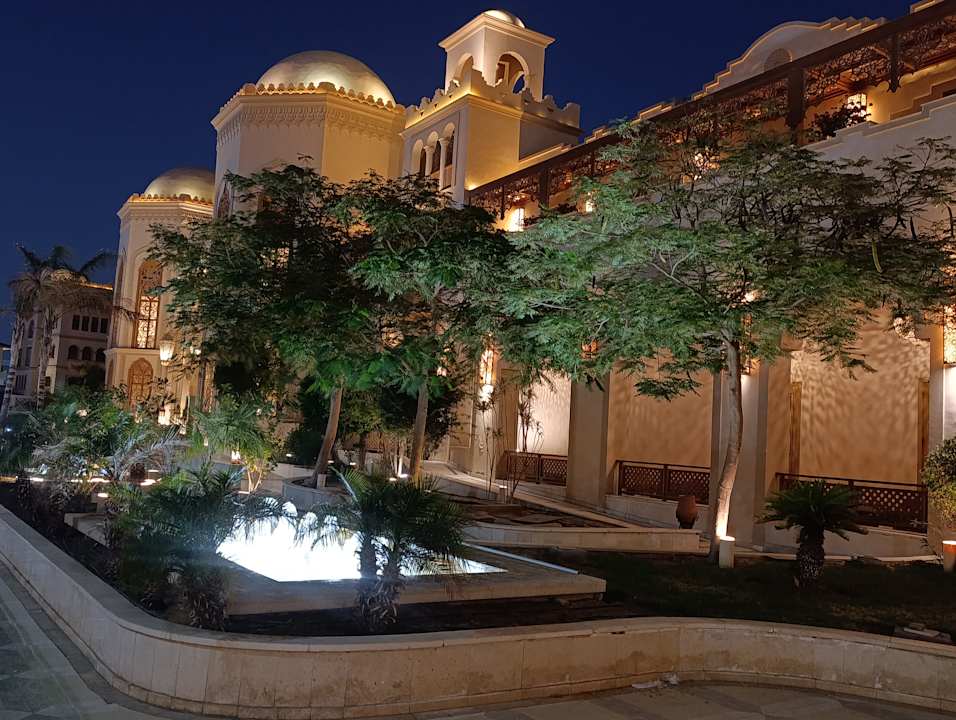 Außenansicht The Grand Hotel Hurghada