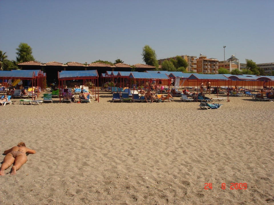 Strand Club Turtas Beach Hotel