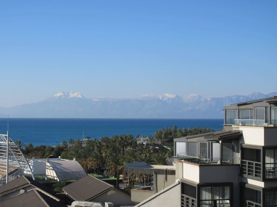 Blick vom Balkon Limak Lara Deluxe Hotel & Resort