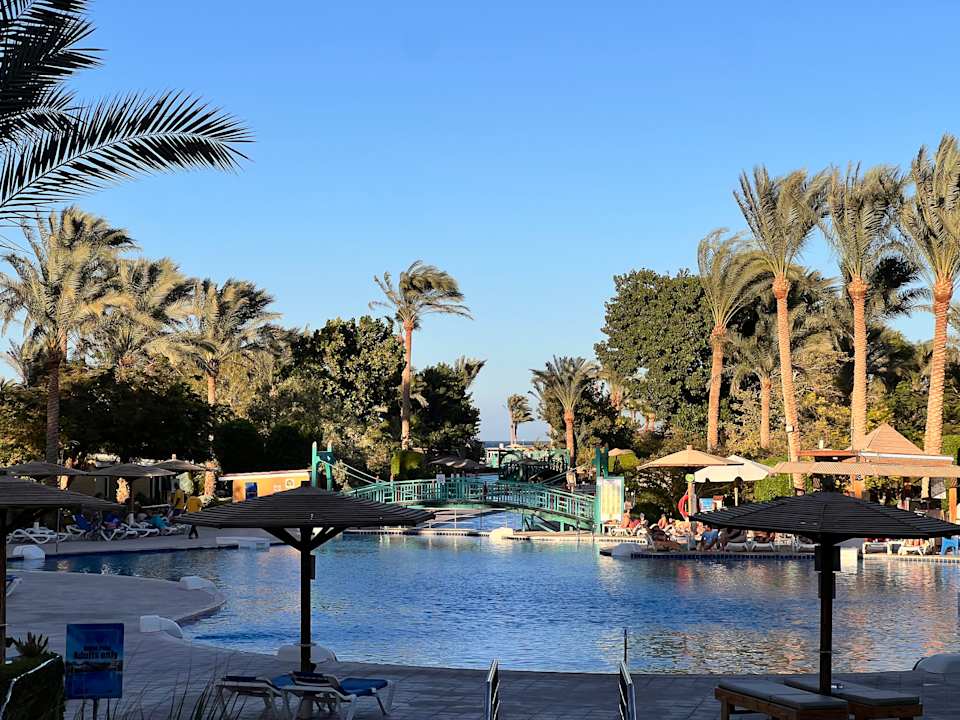 Pool Golden Beach Resort