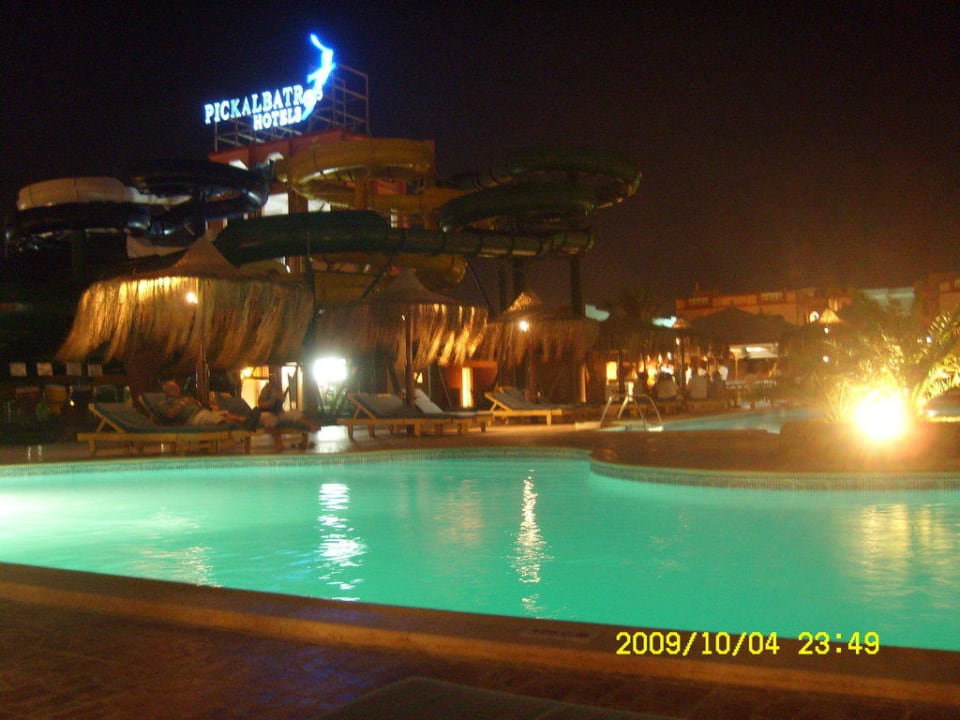 Bei Nacht Pickalbatros Aqua Park Resort - Hurghada