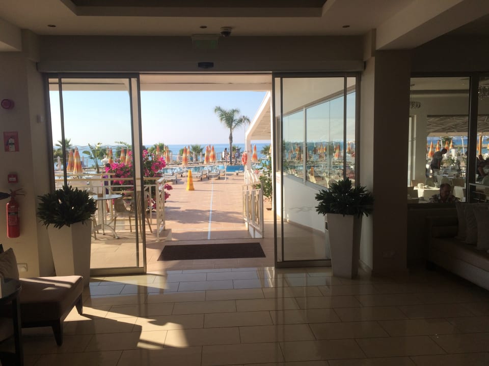 Lobby Asterias Beach