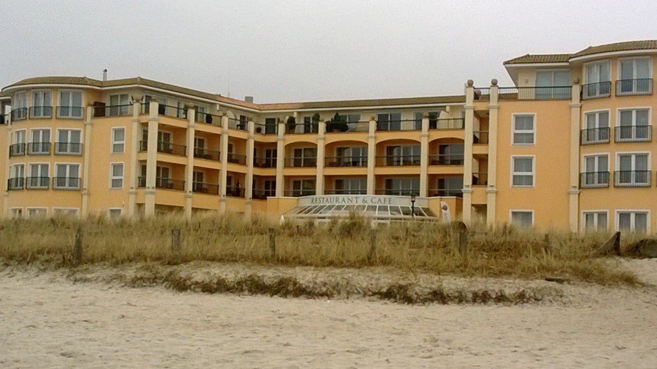 Hotel vom Strand aus Hotel Gran Belveder