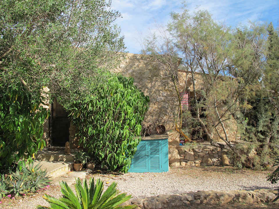 Eingang zum Hühnerhaus Finca Can Duvai
