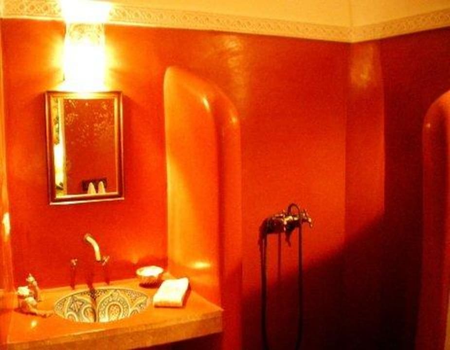 La chambre verte - salle de bain Riad Zahr, It's so easy